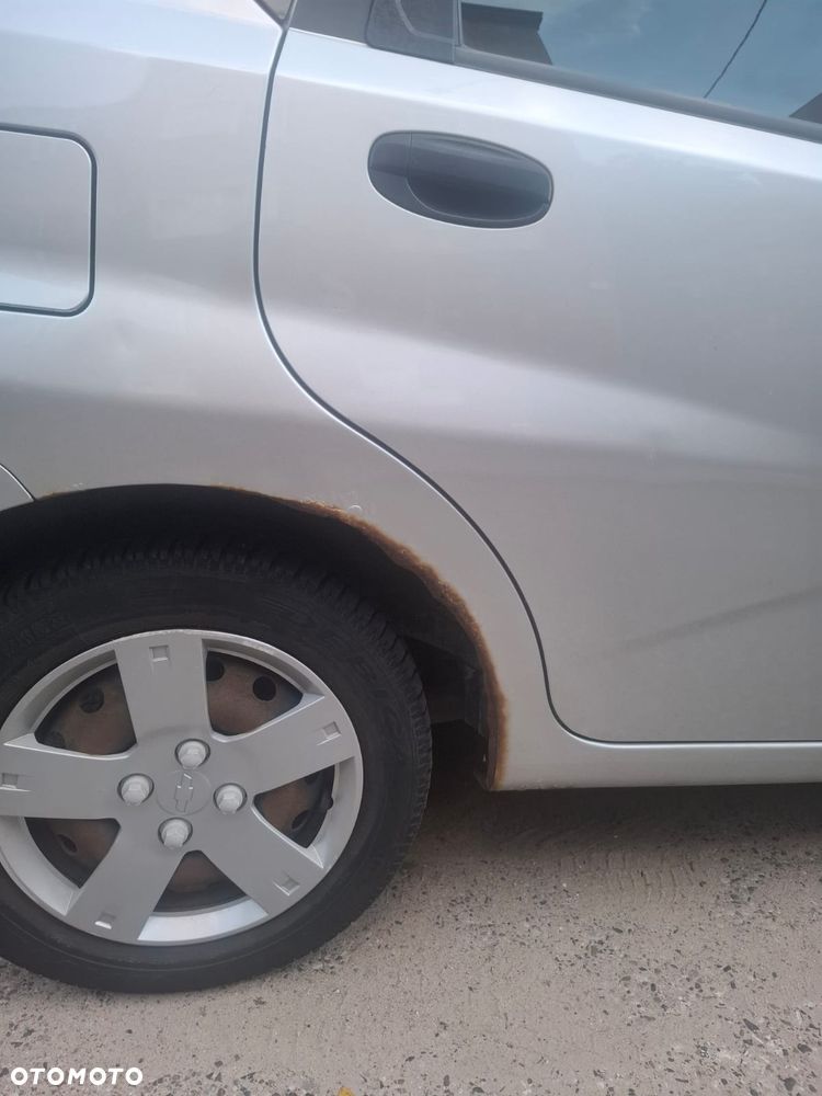 Chevrolet Aveo - 7