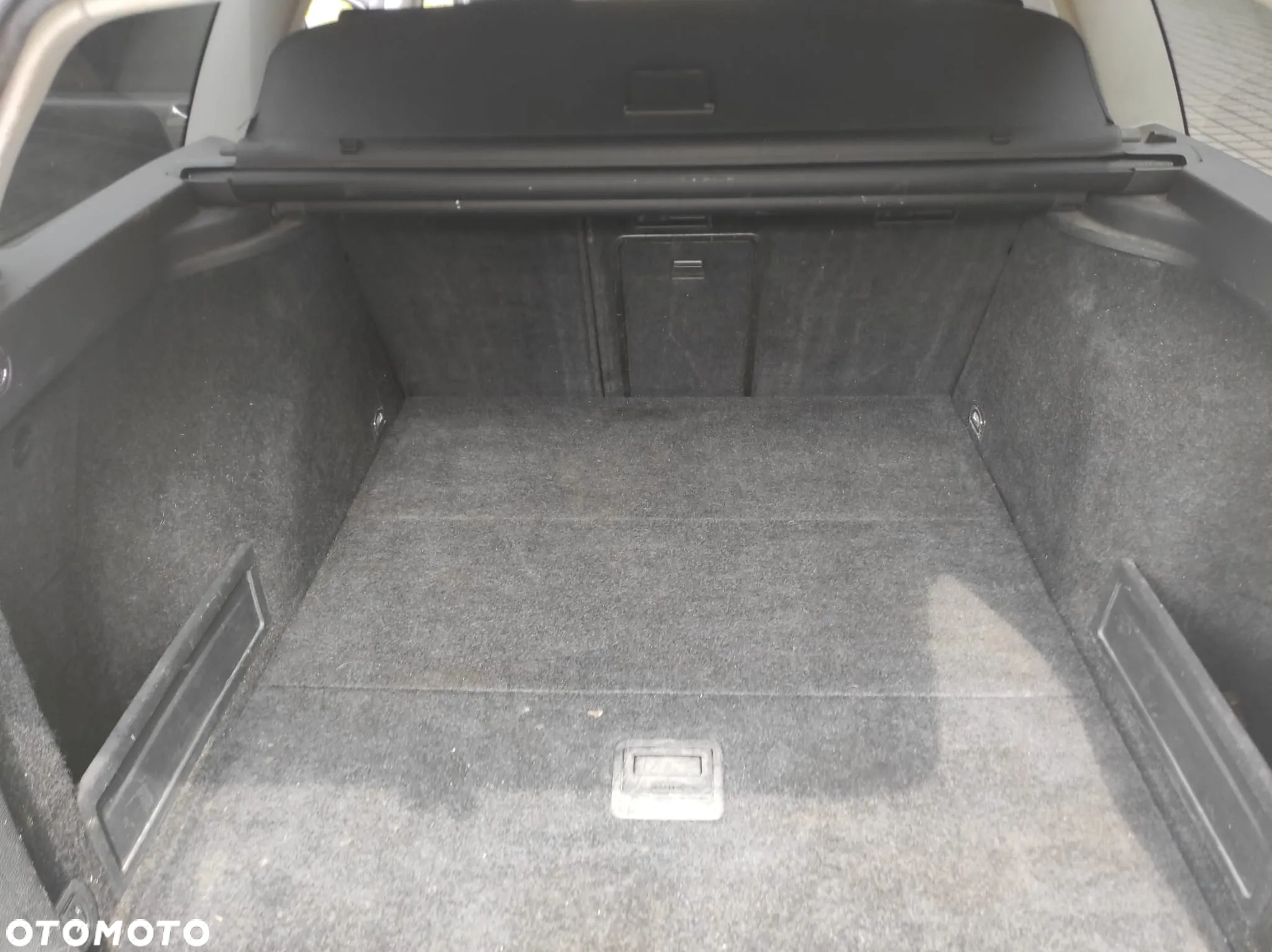 Volkswagen Passat 2.0 TDI Comfortline - 21
