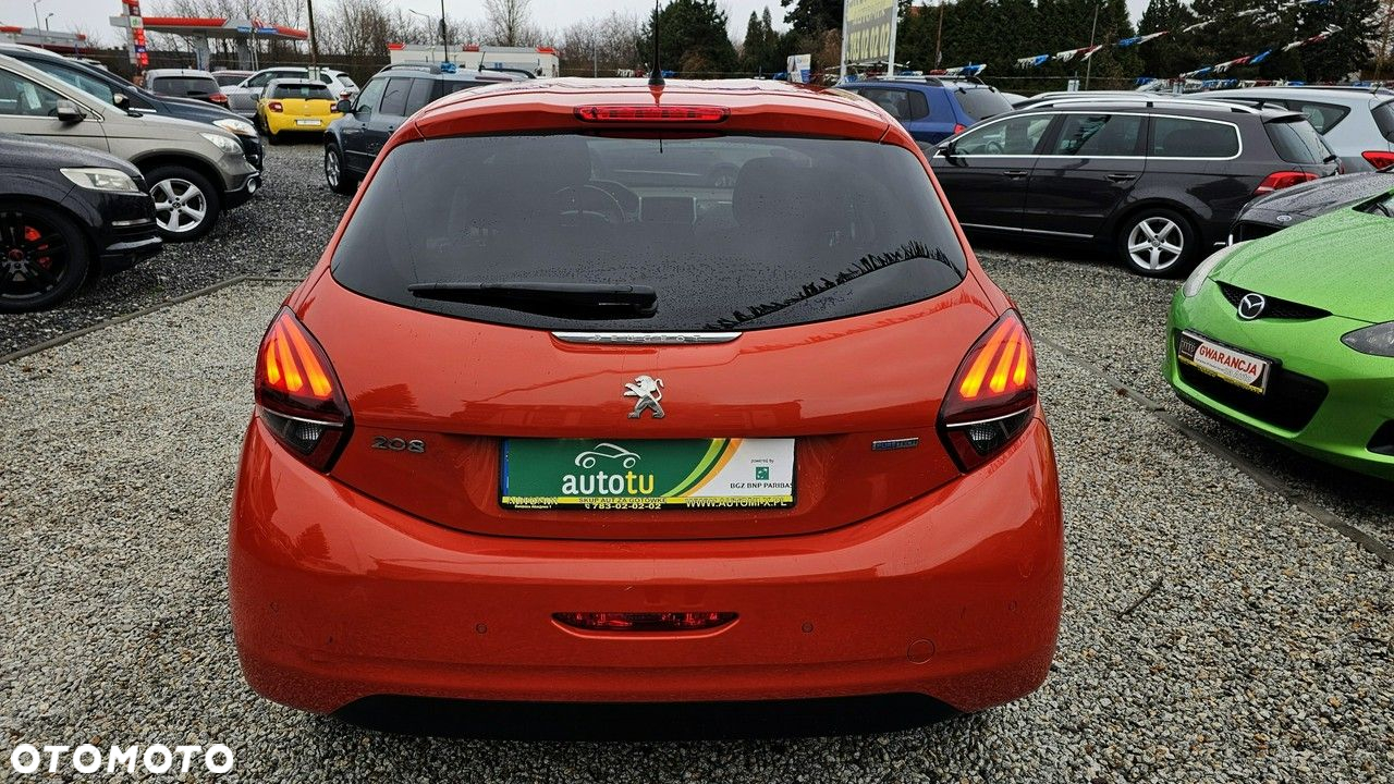Peugeot 208 - 22