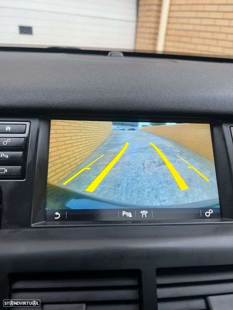 Land Rover Discovery Sport - 9