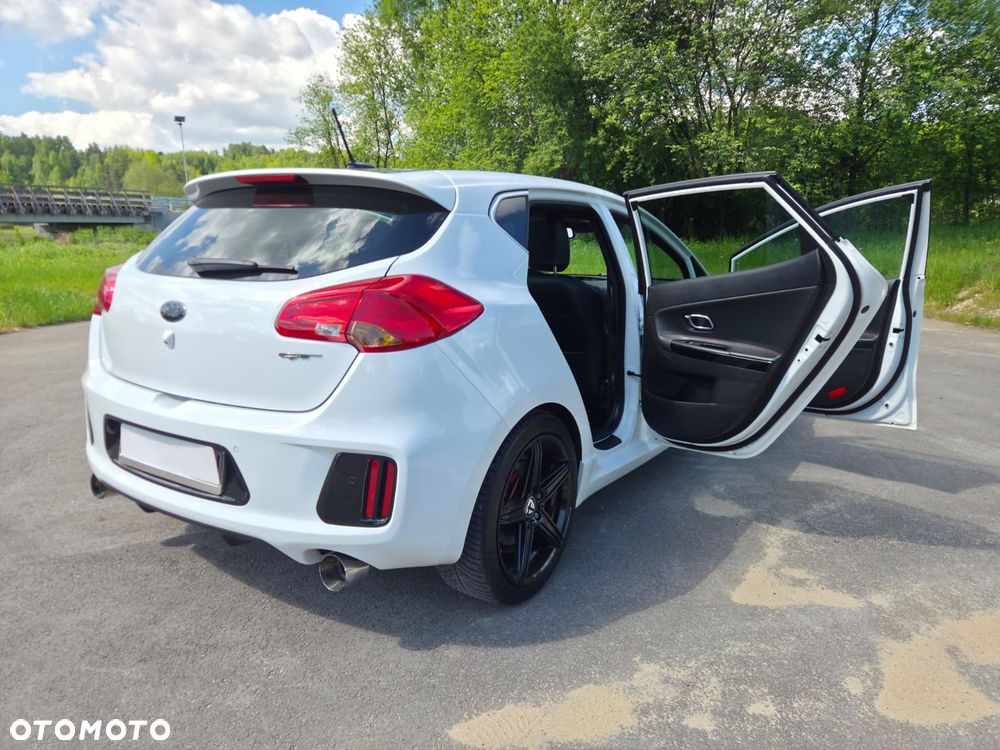 Kia Ceed 1.6 T-GDI GT-Challenge - 25