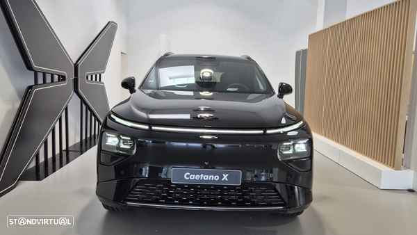 Xpeng G9 98 kWh AWD Performance