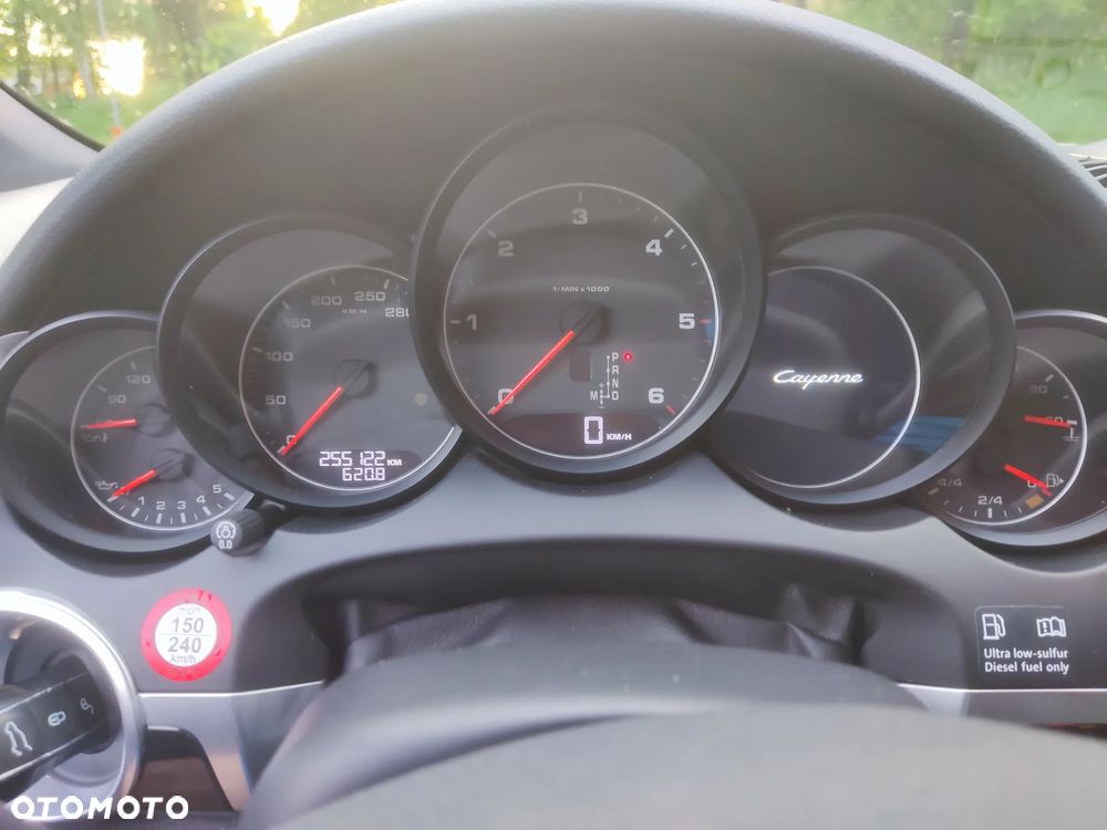 Porsche Cayenne Tiptronic S - 27