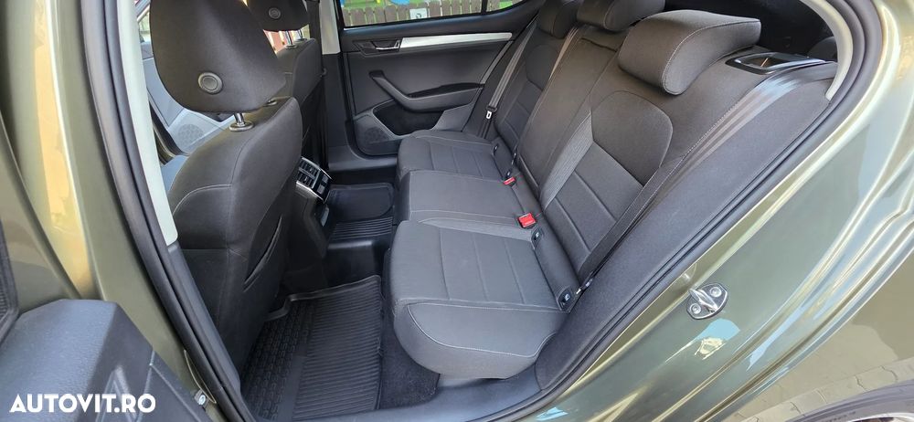 Skoda Superb 2.0 TDI Ambition - 22
