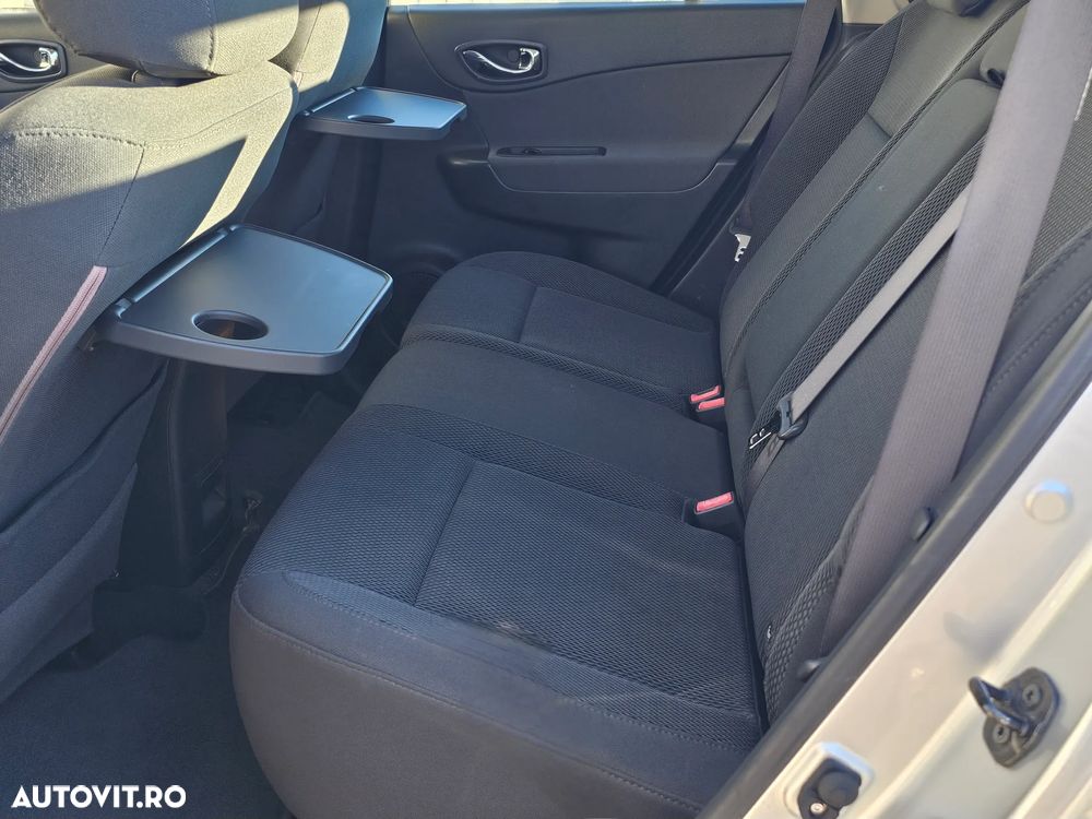 Renault Koleos 2.0 dCI 4X4 Dinamique Aut - 8