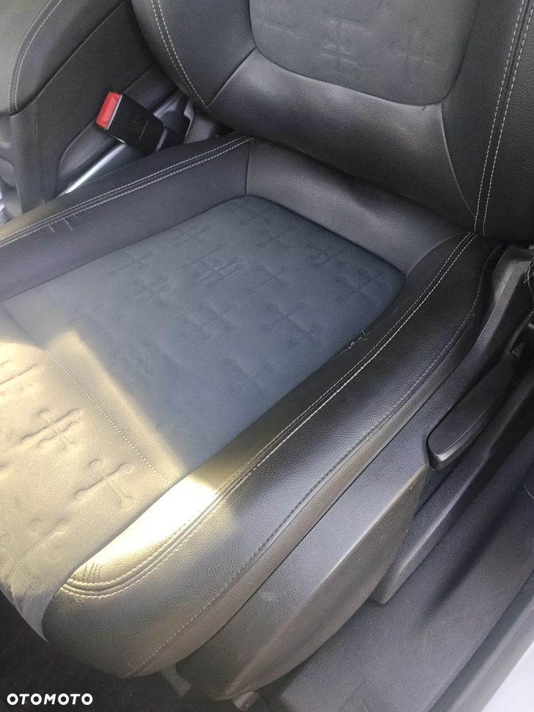 Opel Meriva - 23