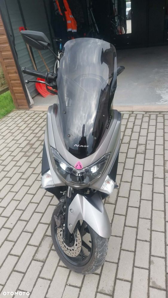 Yamaha NMAX - 1