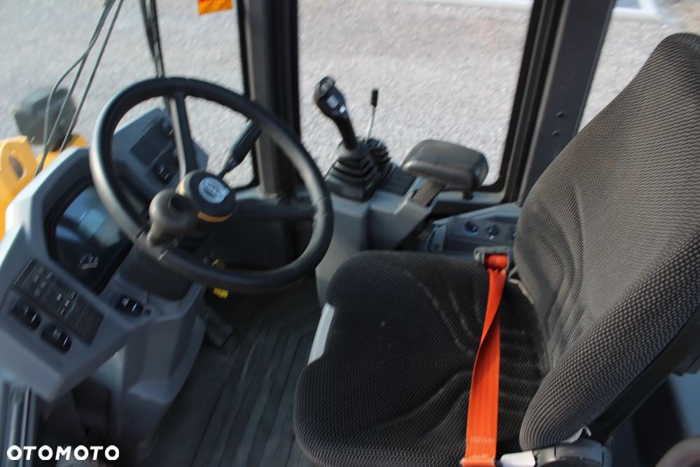 Volvo L30G Łyżka Widły Gwarancja Kamera - 26