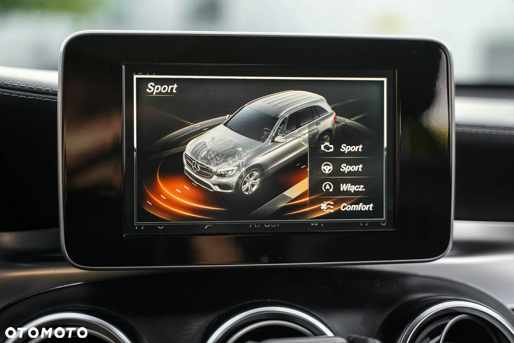 Mercedes-Benz GLC 220 d 4-Matic - 16