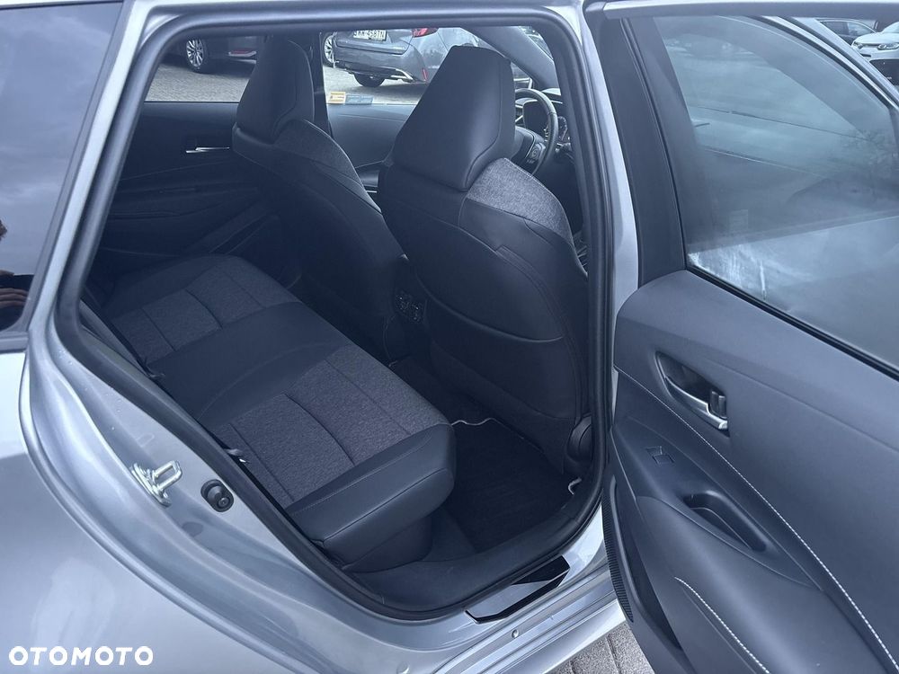 Toyota Corolla 2.0 Hybrid Style - 14