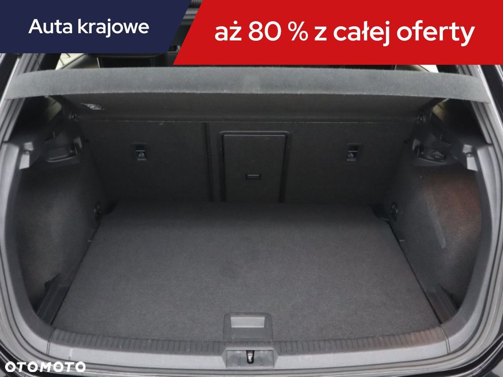 Volkswagen Golf - 16