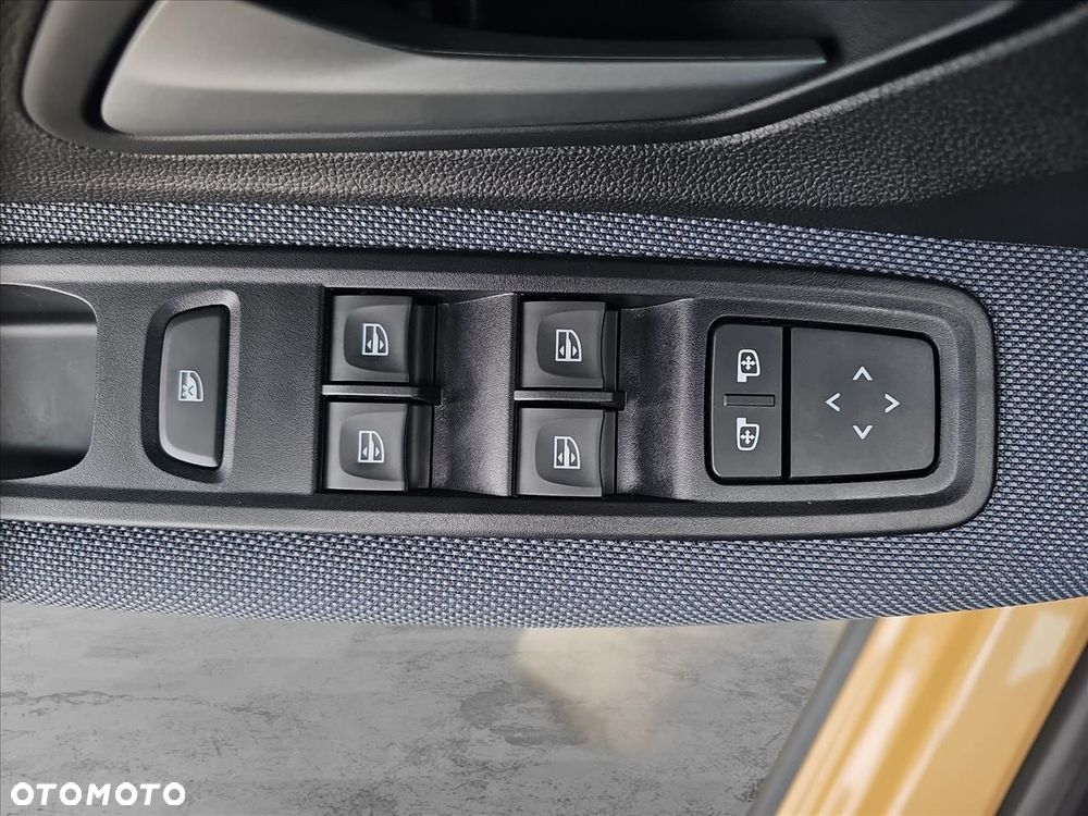 Dacia Sandero - 13