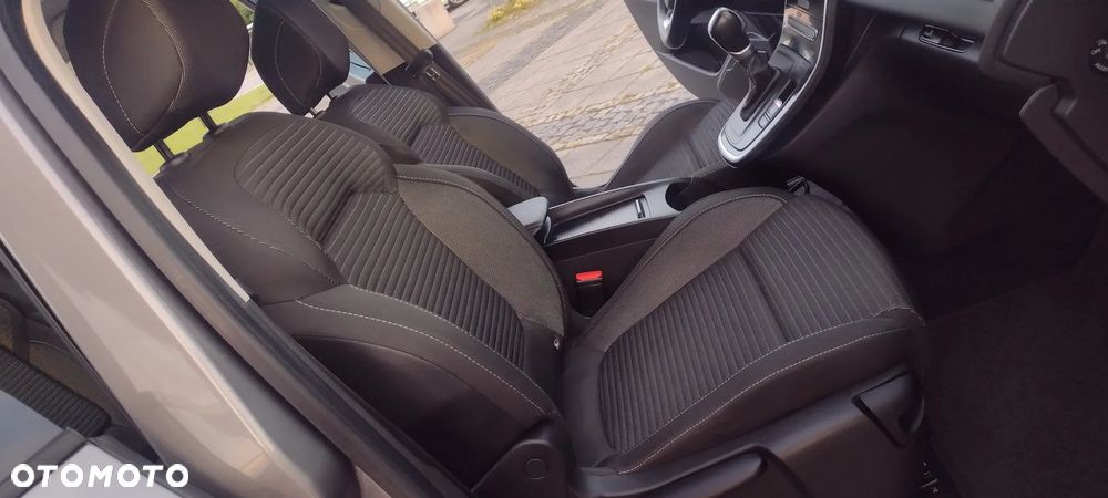 Renault Scenic - 11