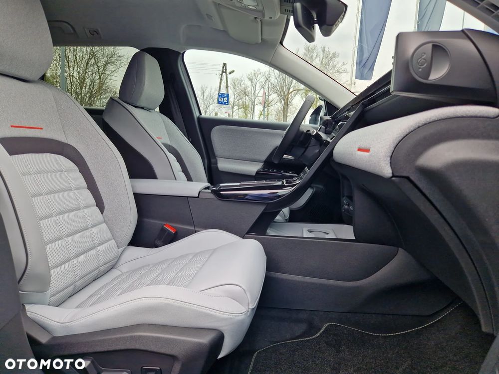 Citroën C5 Aircross 1.2 mHEV Max eDCT6 - 13