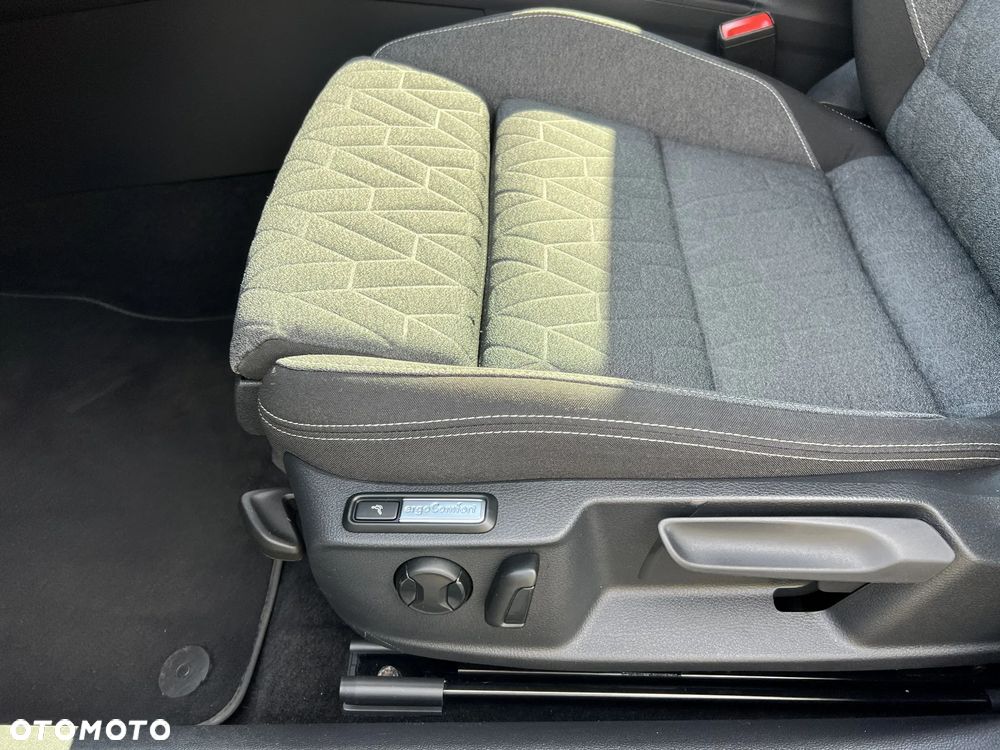 Volkswagen Passat 2.0 TDI EVO Business DSG - 11