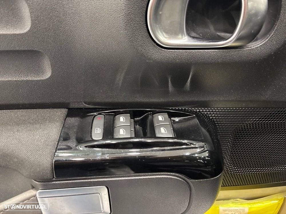 Citroën C3 1.2 PureTech C-Series - 17