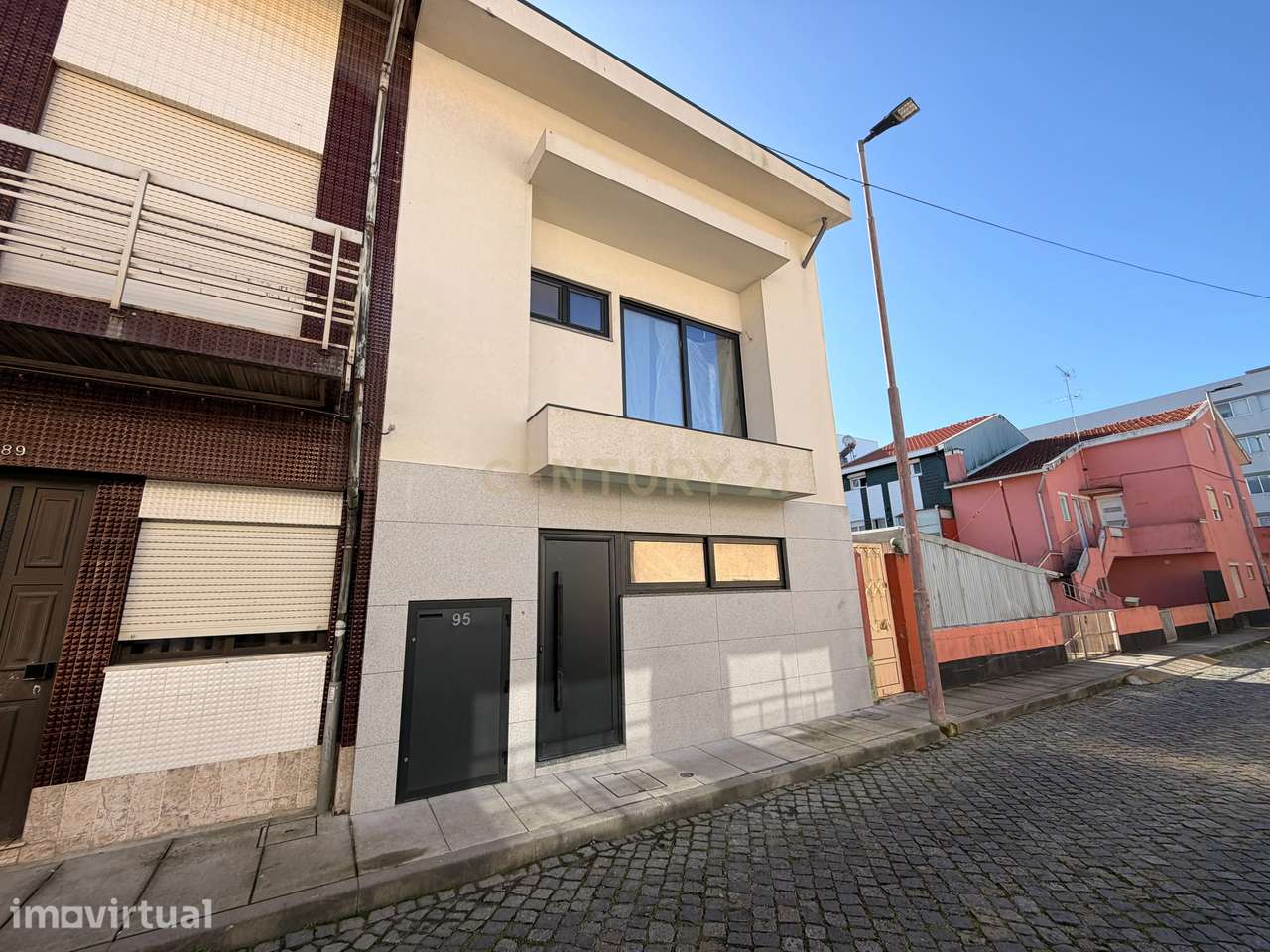 Exclusividade e Requinte: Moradia Nova , com 4 quartos, na zona das Ca - Grande imagem: 2/26