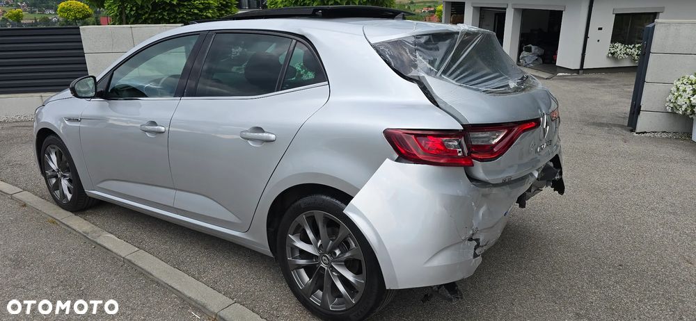 Renault Megane ENERGY dCi 110 EDC BOSE EDITION - 11