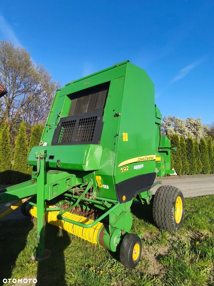 John Deere 592 - 1