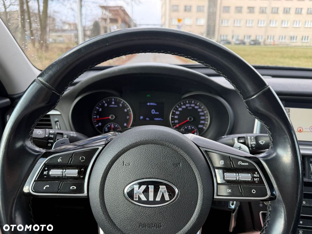 Kia Optima 1.6 T-GDI L DCT - 9