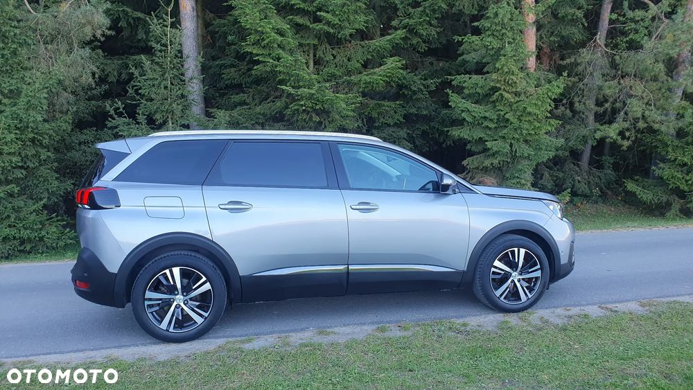 Peugeot 5008 - 3