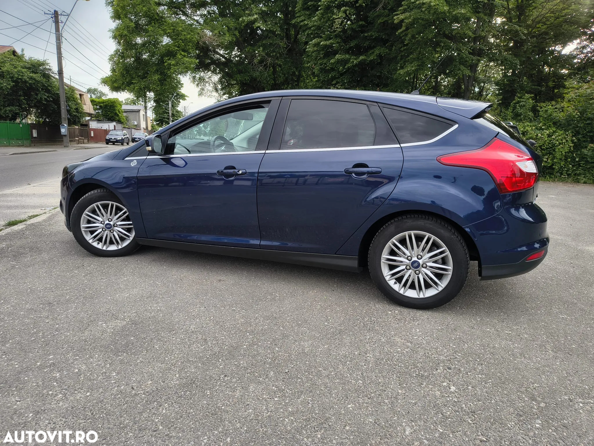 Ford Focus - 8