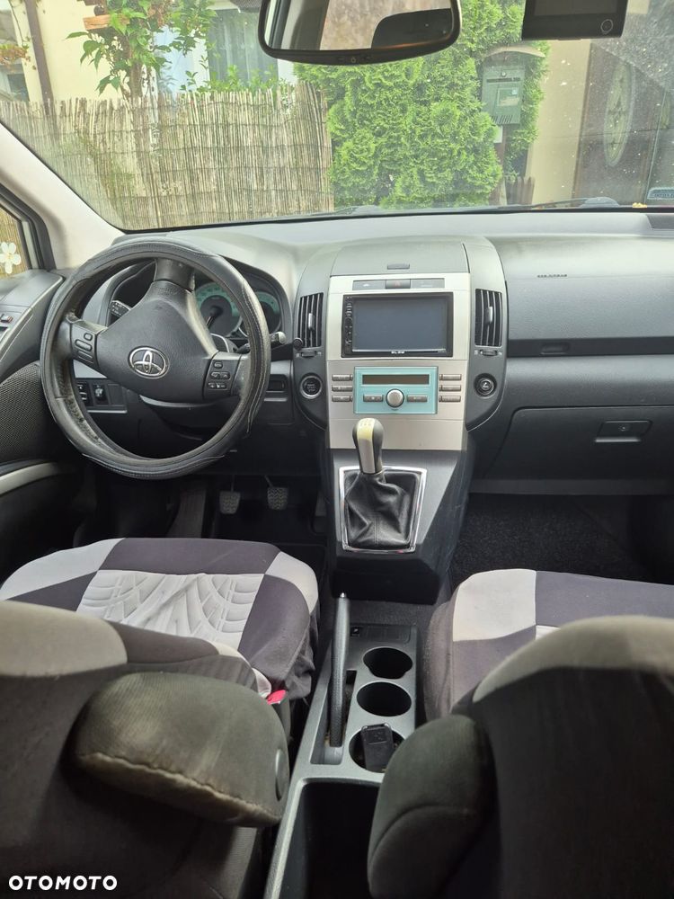 Toyota Corolla Verso 1.8 Gold + 7os - 3