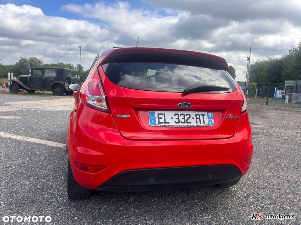 Ford Fiesta - 10