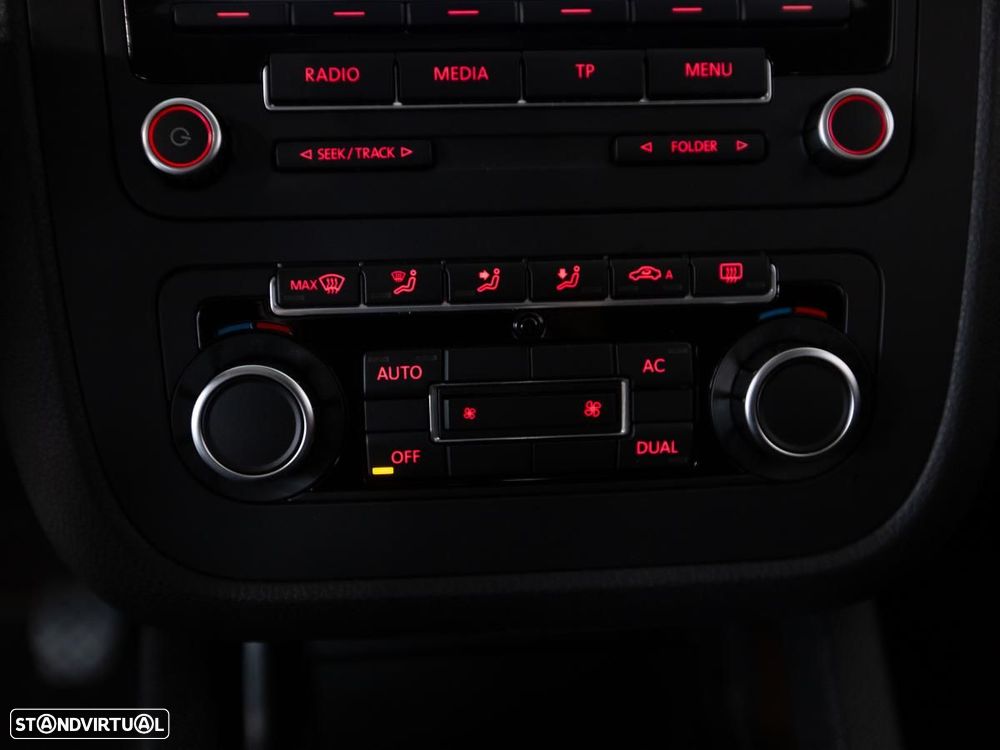 VW Jetta - 15