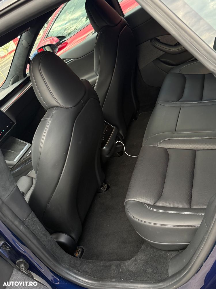 Tesla Model S Plaid - 7