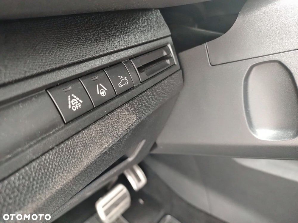 Peugeot 5008 1.5 BlueHDi GT S&S EAT8 - 20