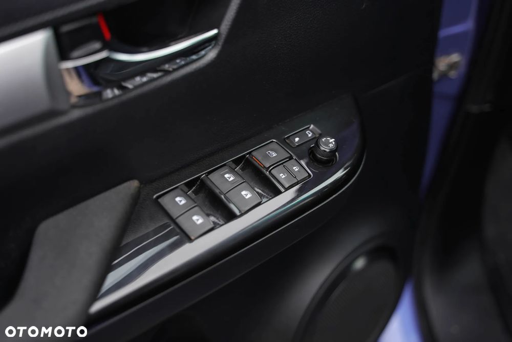 Toyota Hilux 2.8 D-4D Double Cab SR5 4x4 - 18