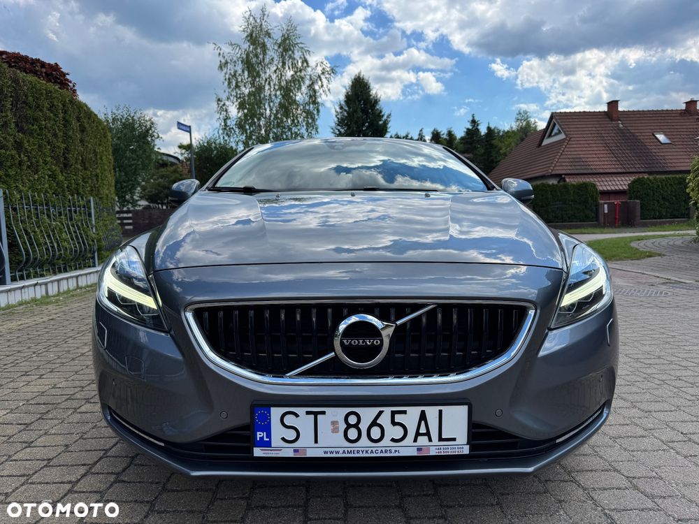 Volvo V40 - 1