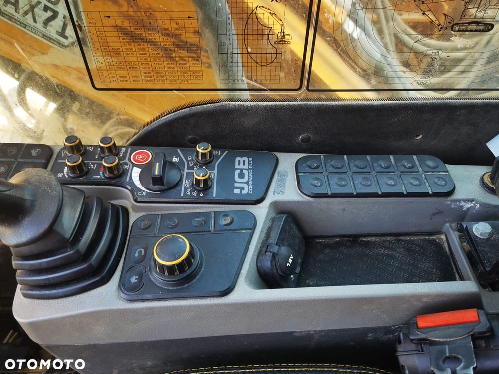 JCB 140 X LC 2021 ROK - 11