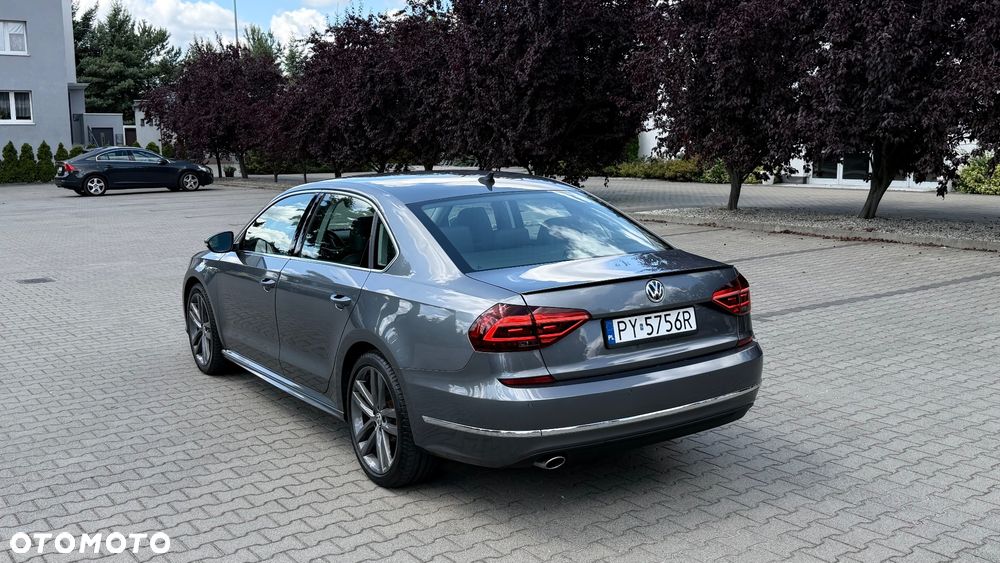 Volkswagen Passat - 5