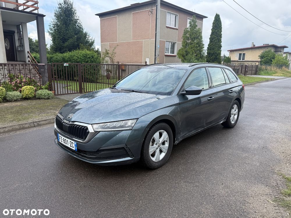 Skoda Octavia 2.0 TDI SCR Style DSG - 8