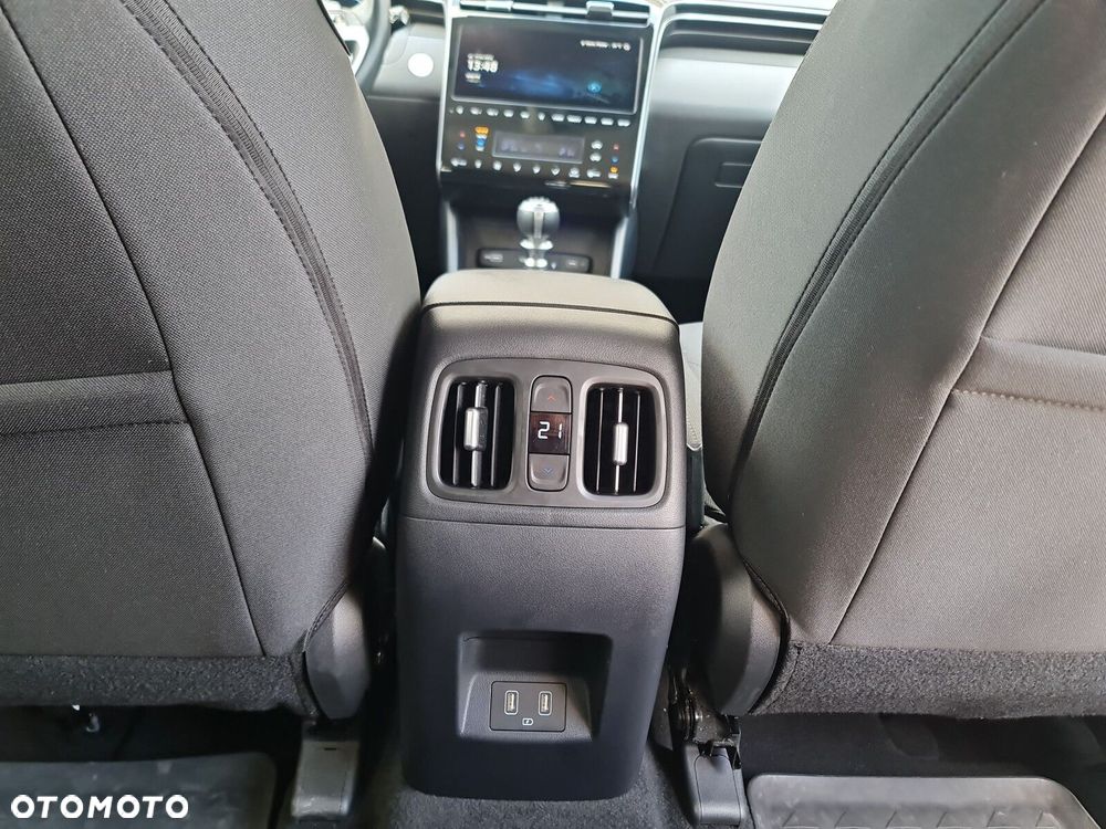 Hyundai Tucson 1.6 T-GDi Executive 2WD - 37