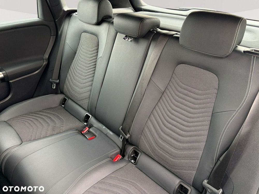 Mercedes-Benz Klasa B 200 7G-DCT Progressive - 27