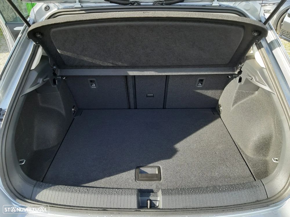 VW T-Roc 1.5 TSI Urban DSG - 20