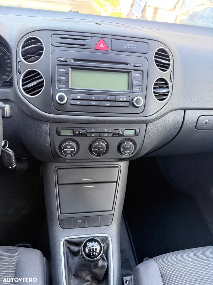 Volkswagen Golf 1.6 Comfortline - 16