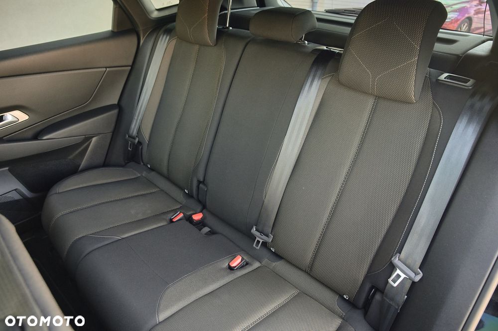 DS Automobiles DS 7 Crossback 1.5 BlueHDi Bastille + - 25