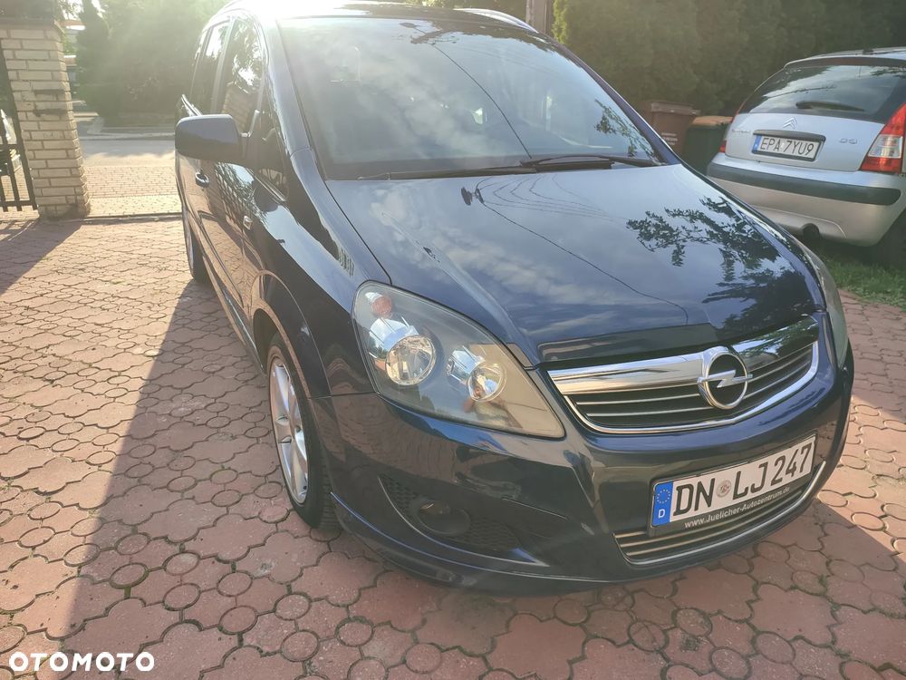 Opel Zafira - 4