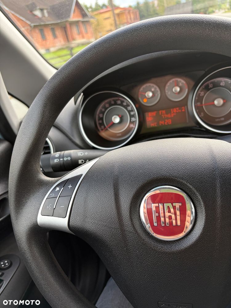 Fiat Punto 2012 1.2 8V Dynamic - 39