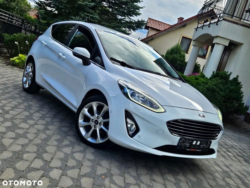 Ford Fiesta 1.5 TDCi S&S TITANIUM - 4
