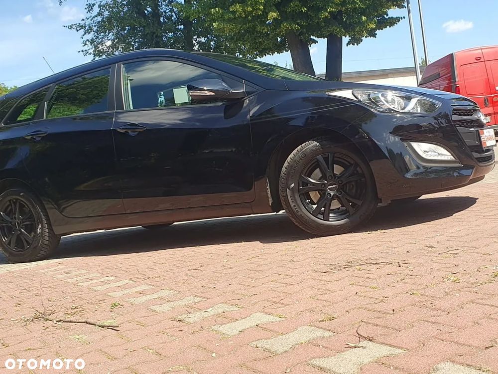 Hyundai i30 1.4 Trend - 22