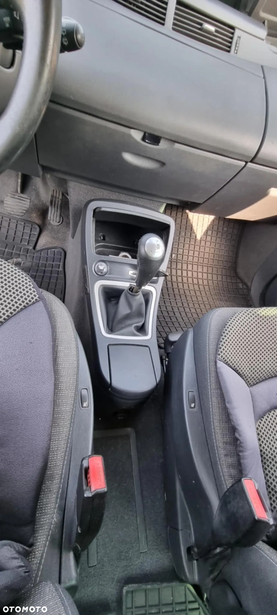 Renault Espace 2.0T Privilege - 7