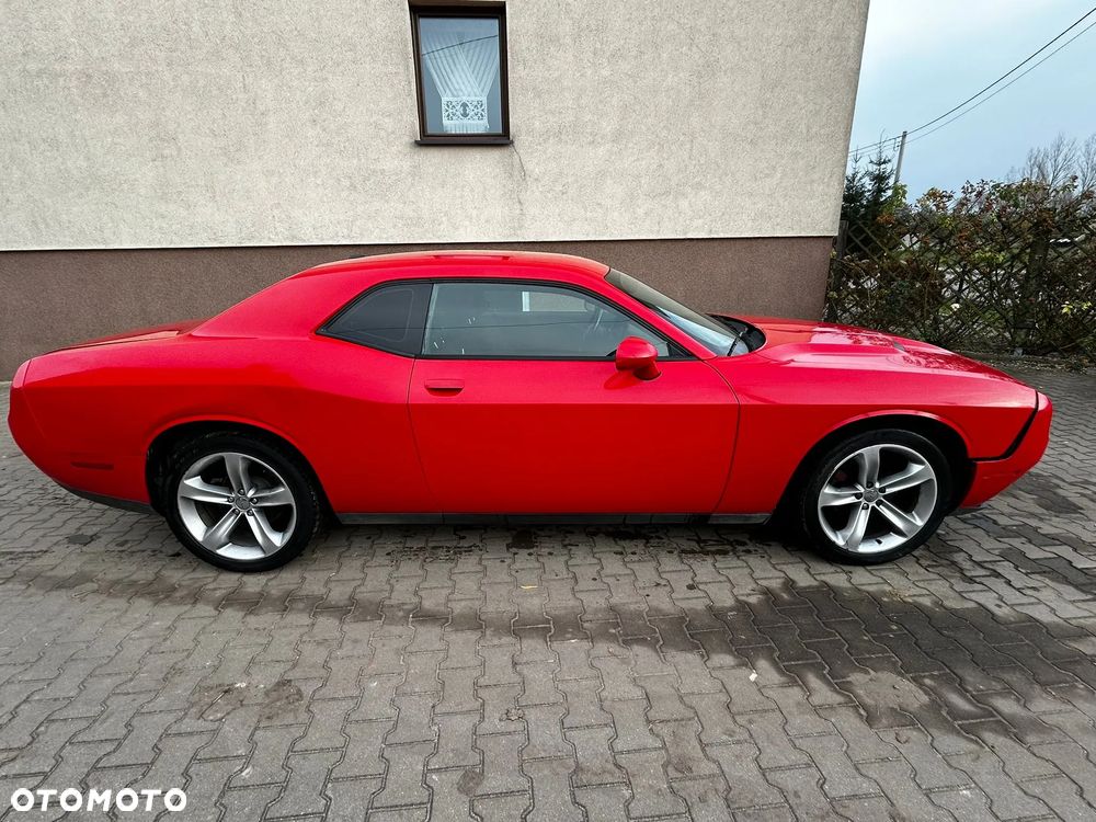 Dodge Challenger - 5