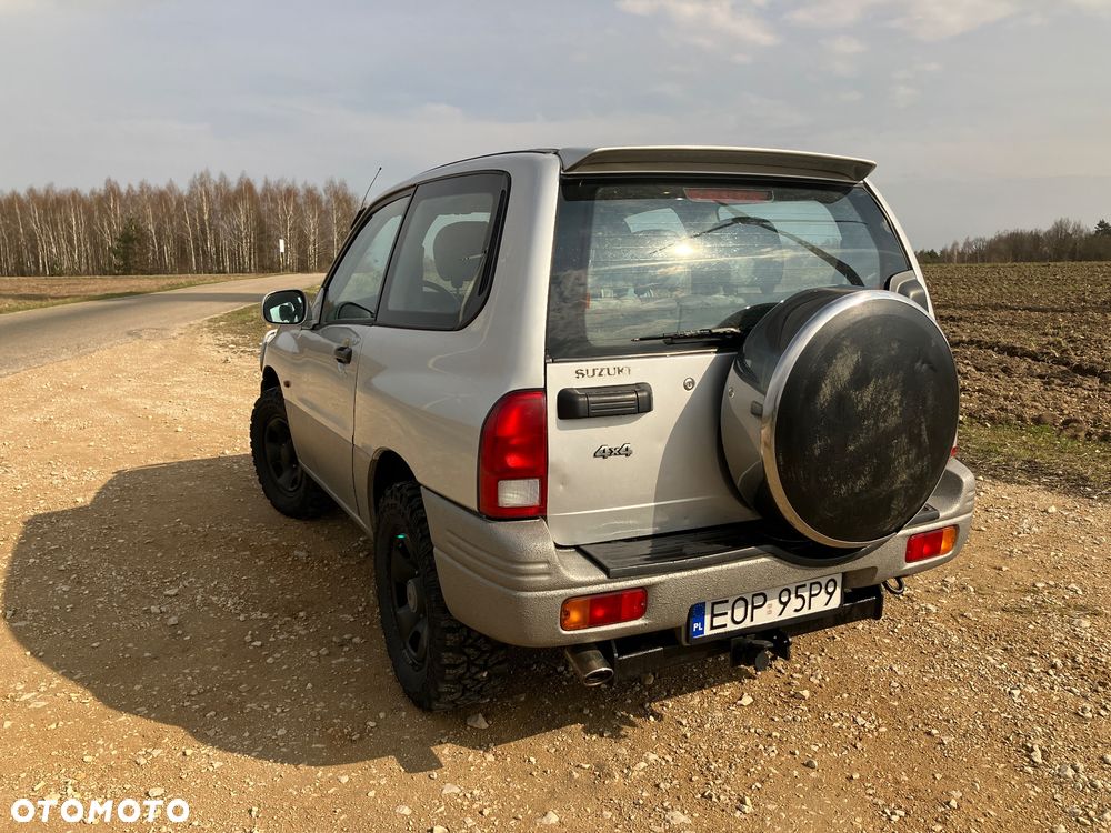 Suzuki Grand Vitara 2.0 - 3
