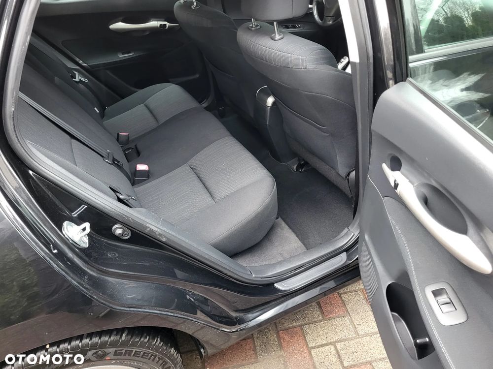 Toyota Auris 1.6 Edition - 27