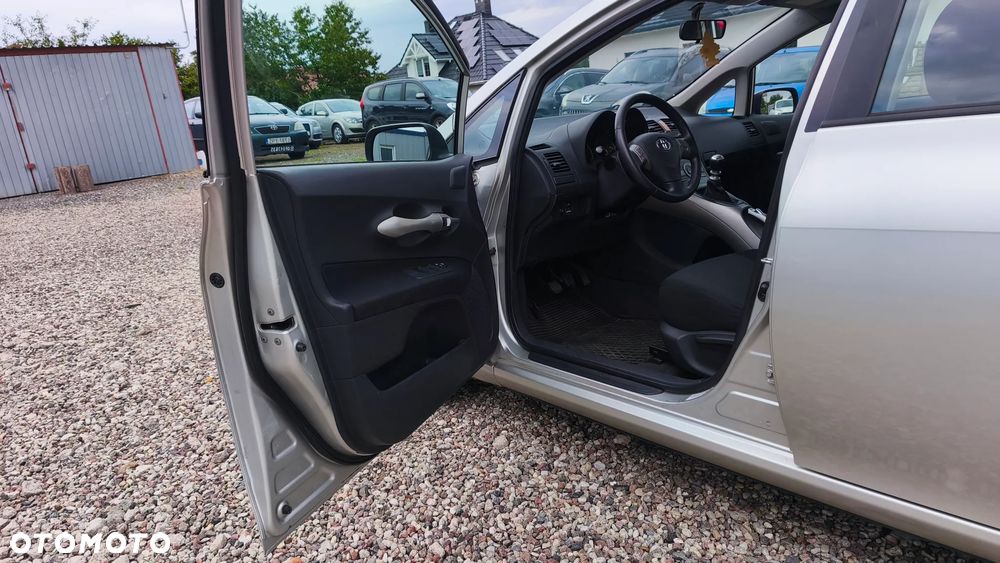 Toyota Auris 2.0 D-4D Luna - 14